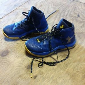 Youth Under Armour Curry